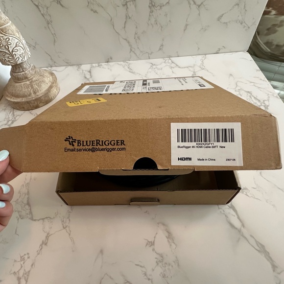 BlueRigger 4K HDMI Cable 30FT - Picture 8 of 16